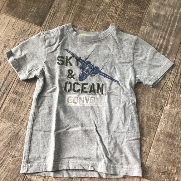 Boys T-Shirt Lot of 4 Short Sleeve - Picture 8 of 8